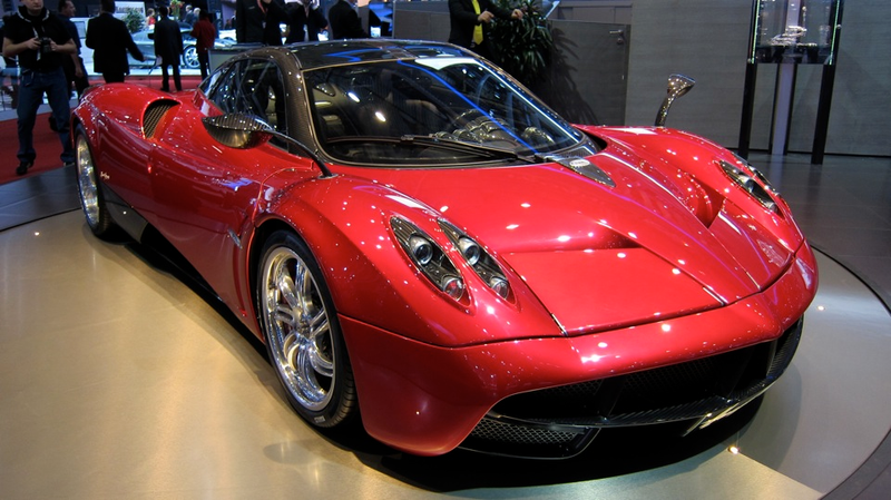 Illustration for article titled The 235 mph Pagani Huayra will make you heave with joy